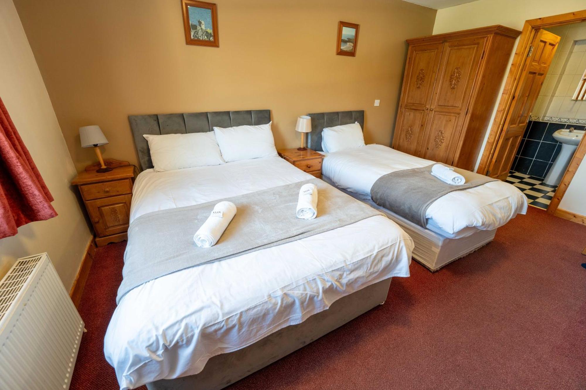 Hotel Aras Ghleann Cholm Cille Gleann Cholm Cille Esterno foto