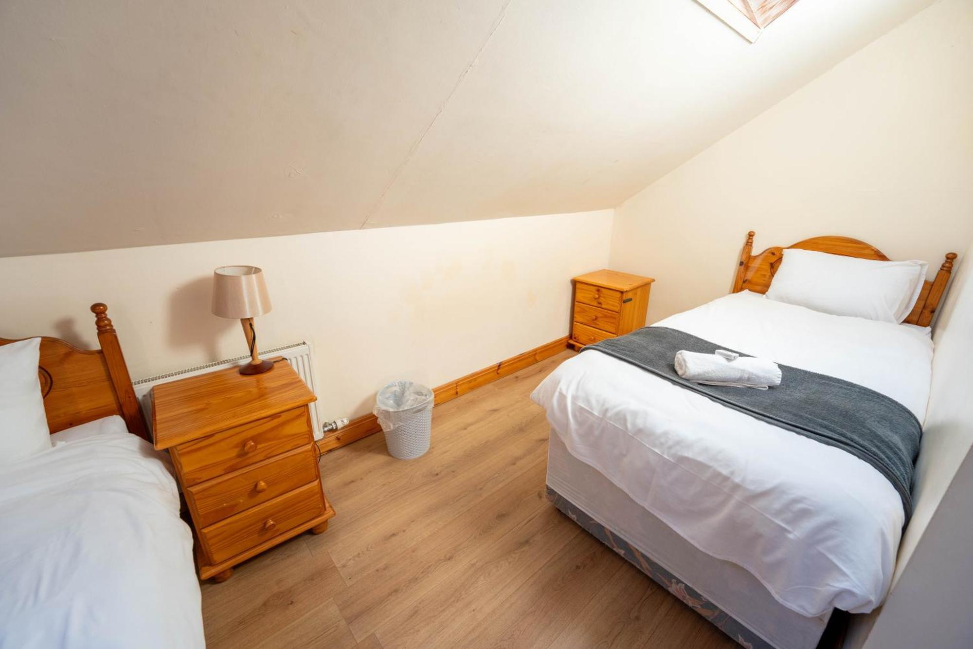 Hotel Aras Ghleann Cholm Cille Gleann Cholm Cille Esterno foto