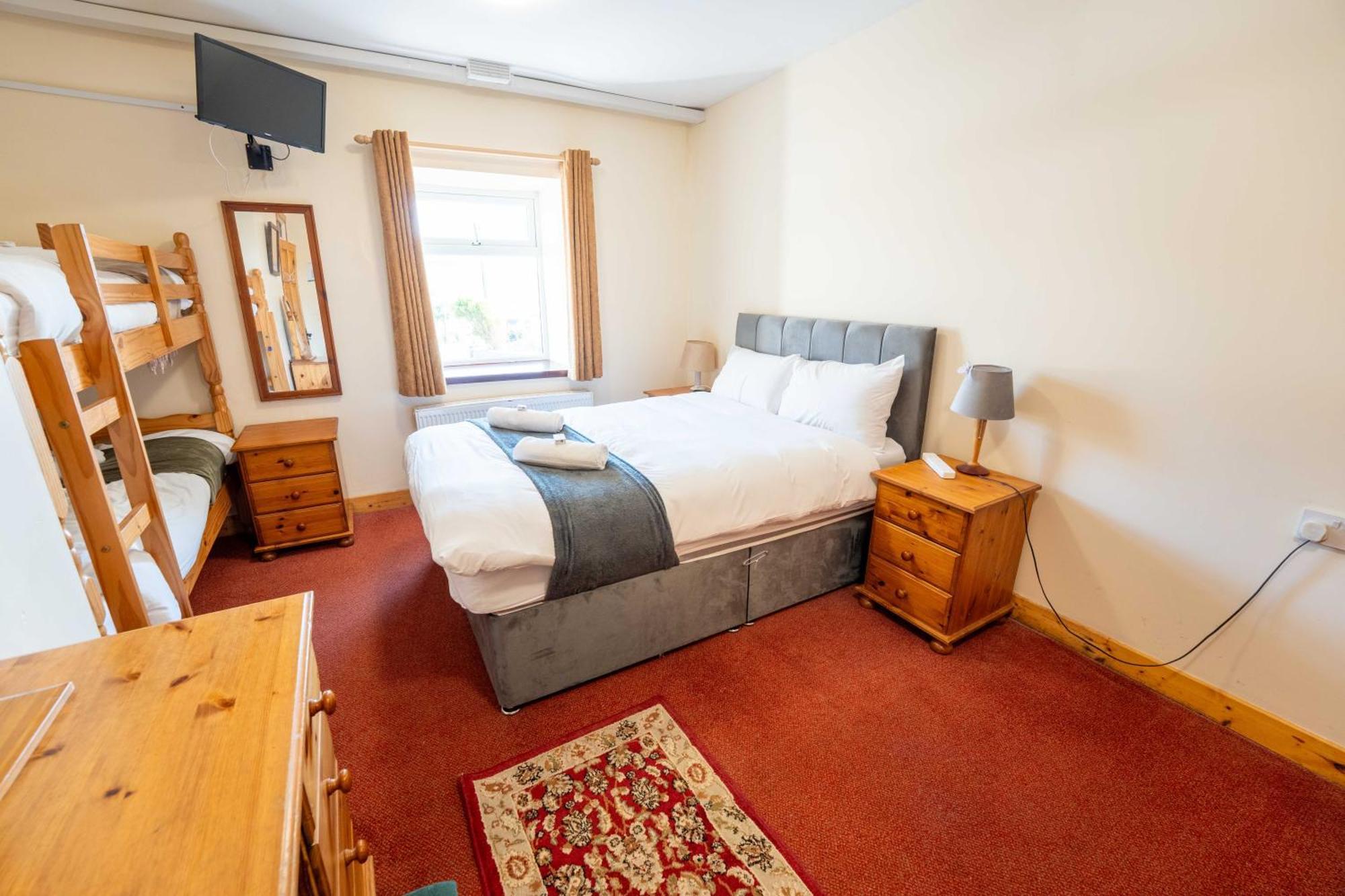 Hotel Aras Ghleann Cholm Cille Gleann Cholm Cille Esterno foto