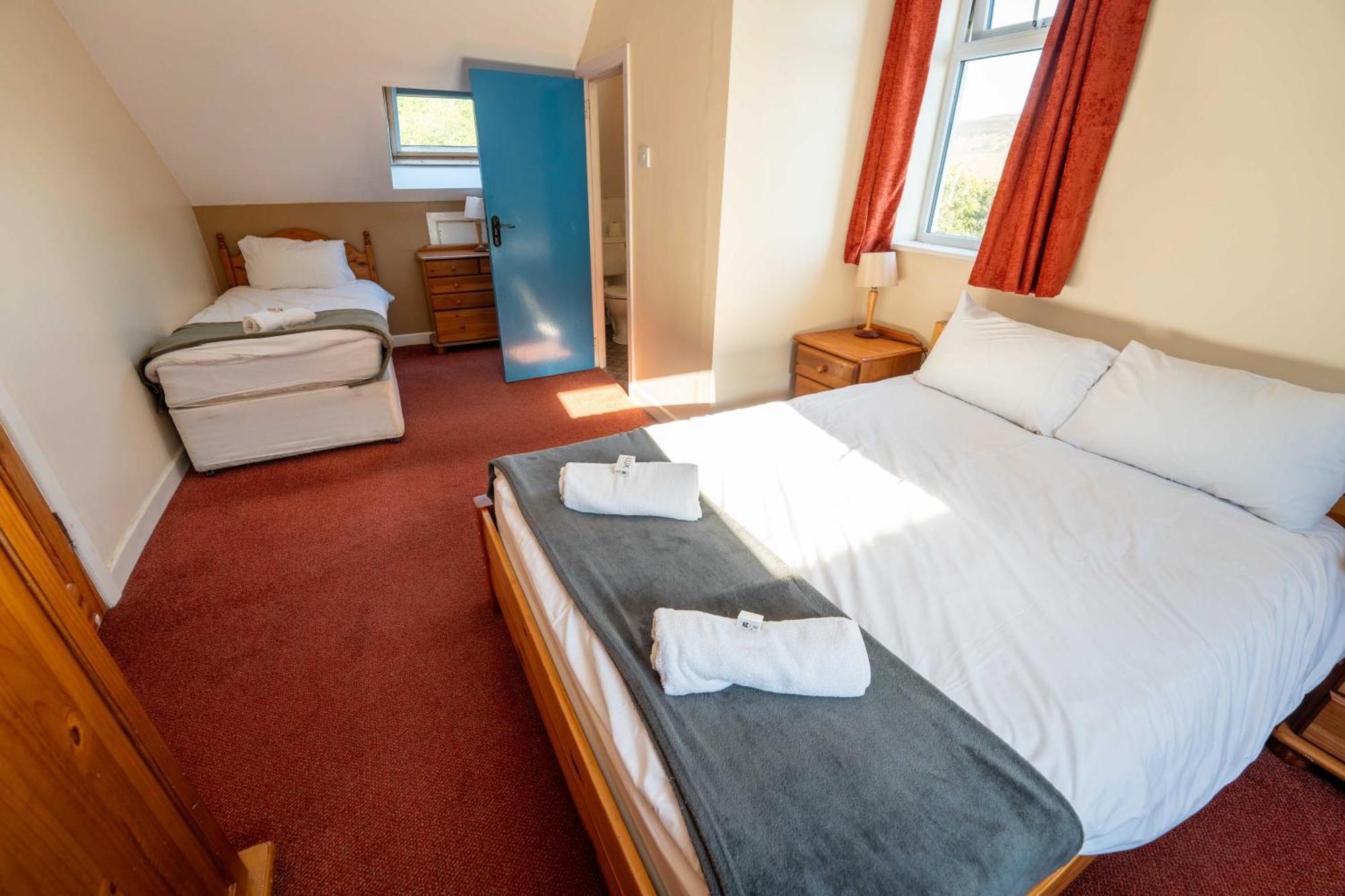Hotel Aras Ghleann Cholm Cille Gleann Cholm Cille Esterno foto